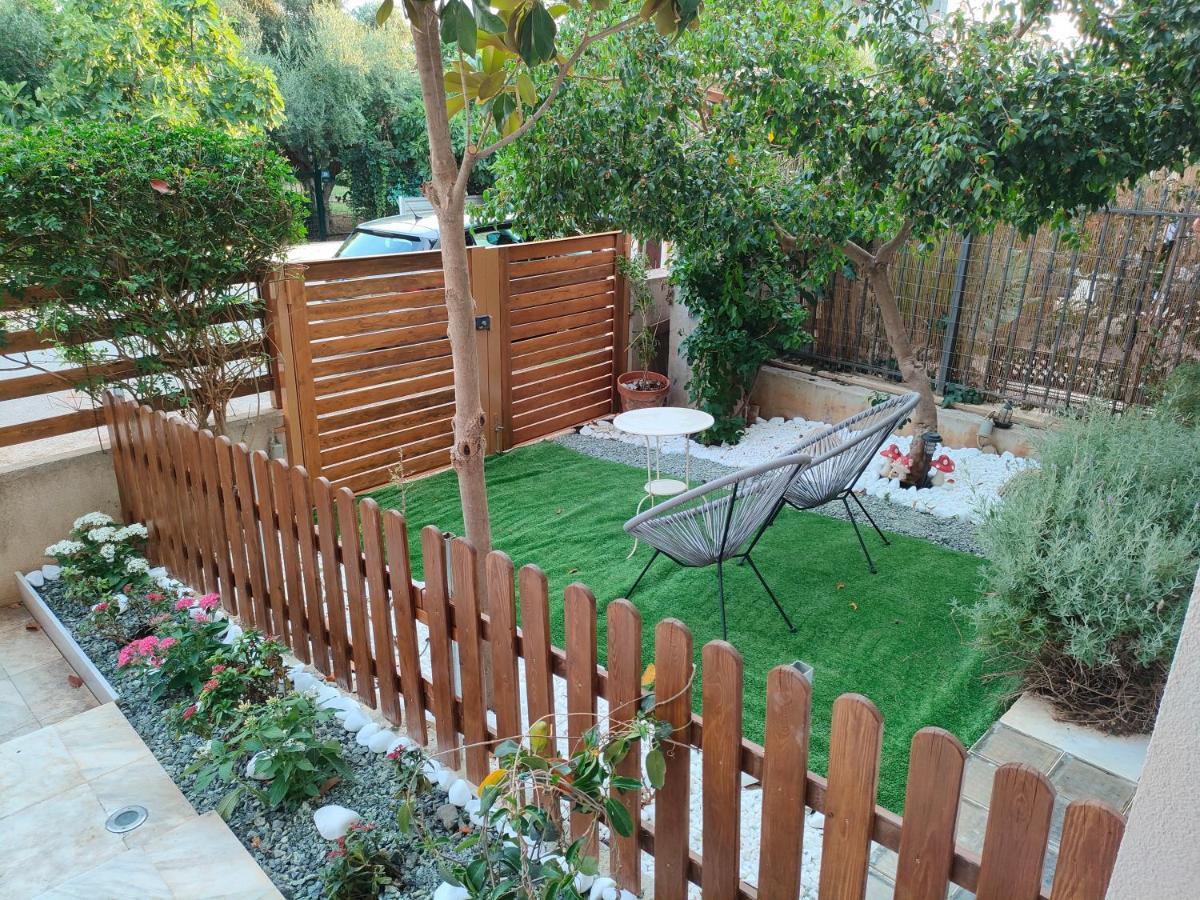 Serenity And Relaxing Studio Kalamata Luaran gambar