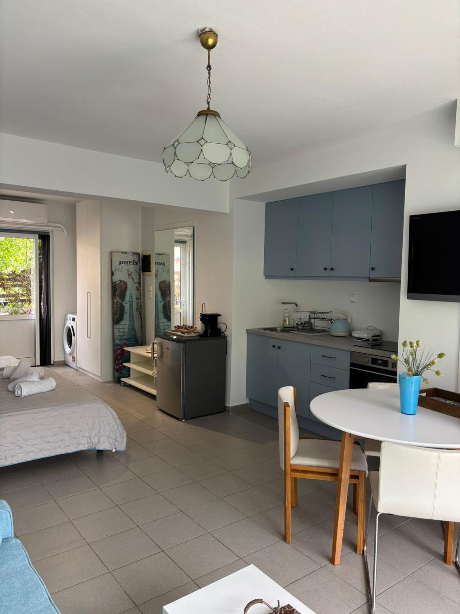 Serenity And Relaxing Studio Kalamata Luaran gambar